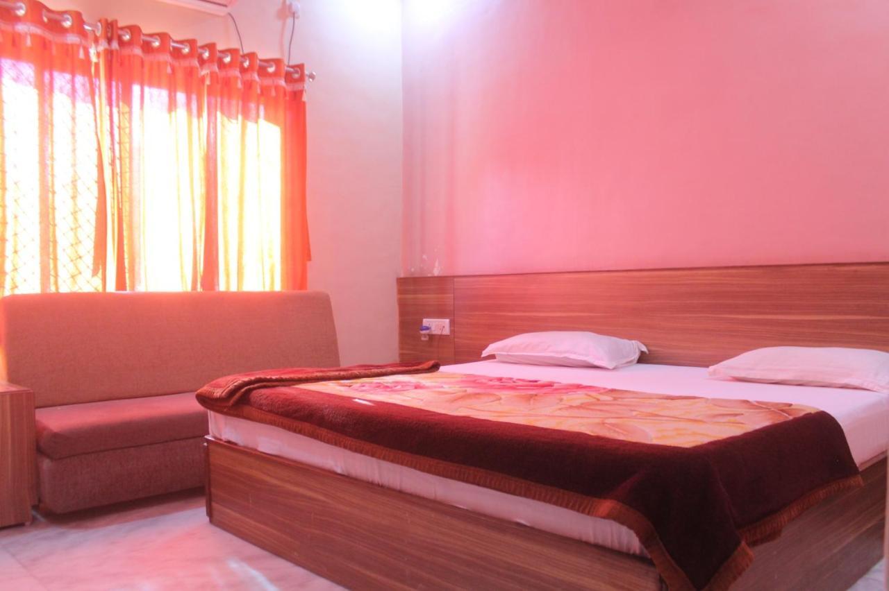 Cozy Room On Neelkanth Road Mount Abu Eksteriør bilde