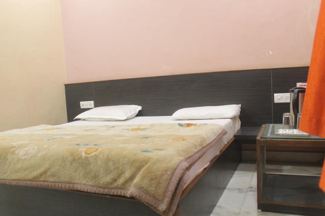 Cozy Room On Neelkanth Road Mount Abu Eksteriør bilde