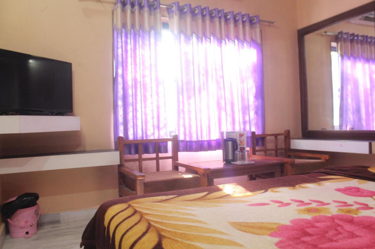 Cozy Room On Neelkanth Road Mount Abu Eksteriør bilde